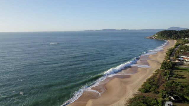 Drone footage of Balne&aacute;rio Cambori&uacute;, sunrise at Interpraias