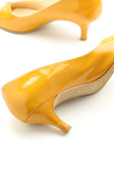 ヒールの傷　破れ　縦