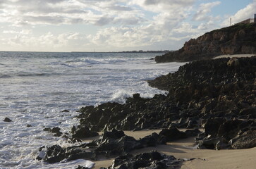 Fototapeta na wymiar Rocky coastline in Western Australia