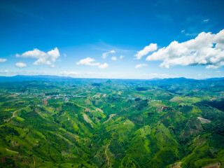Obraz premium Morning at the Ta Dung lake or Dong Nai 3 lake with green hills and mountains. Travel and landscape concept. Travel concept.