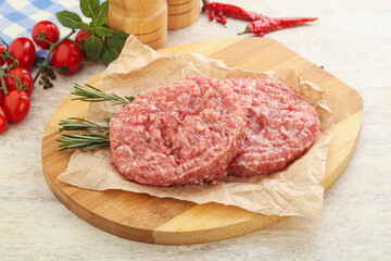 Raw pork cutlet for burger