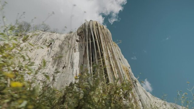 Low angle shot of Hierve el Agua, Petrified Waterfall in Oaxaca, Mexico during a sunny day