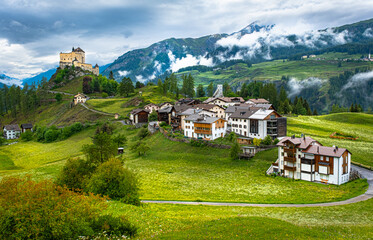 Obraz premium swiss alpine village