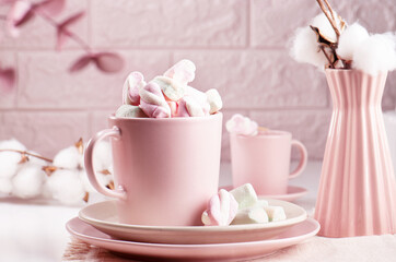 Marshmallows in pink mug