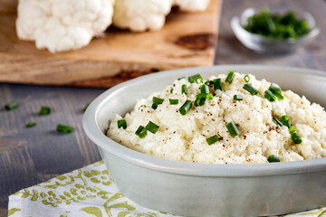 Mashed Cauliflower, a Healthy Alternative to Mashed Potatoes 