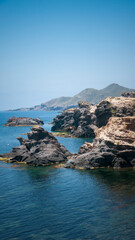 Fototapeta premium Litoral rocoso en el mar mediterráneo