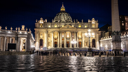 Fototapeta na wymiar Vatican City by Night