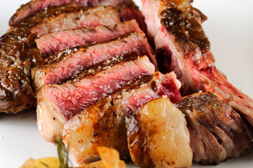 Sirloin steak with potatoes