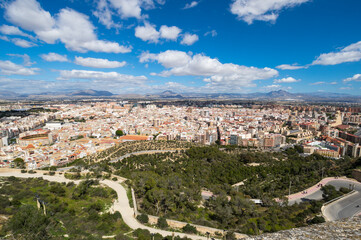 Fototapeta na wymiar View of Alicante from Santa Barbara Castle