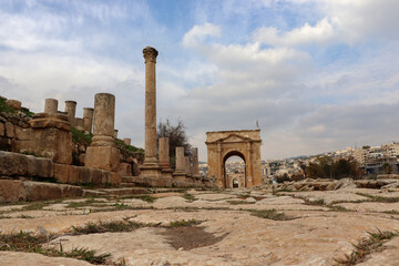 Fototapeta premium Jerash, Jordan - Historical Jerash city (Grassa) Roman and Greek city