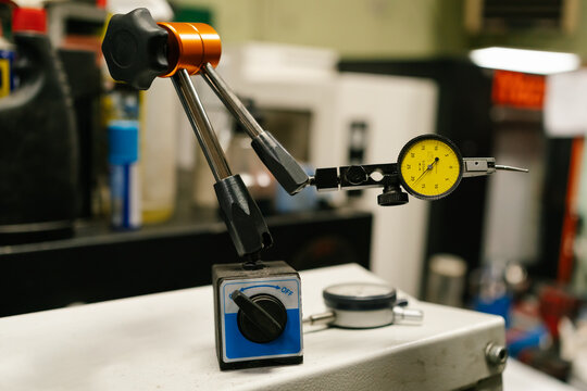 inside metal workshop horizontal swivel probe, metal measurement tool