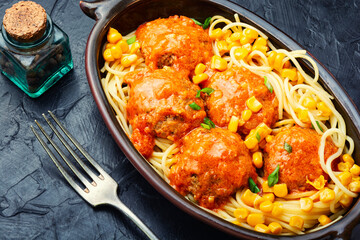 Veggie meatball with meat free and pasta.