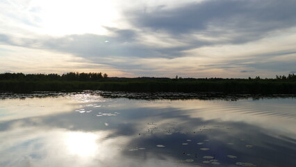 See im Sonnenuntergang