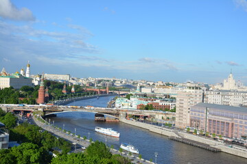 days in Moscow and outside