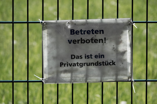 Privatgrundst&uuml;ck / Betreten verboten