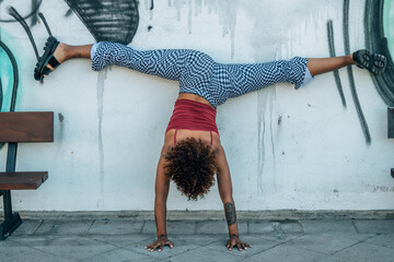 girl in the street urban dance