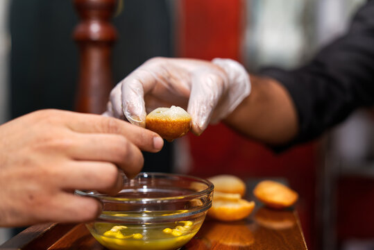 Pani Poori Serving 