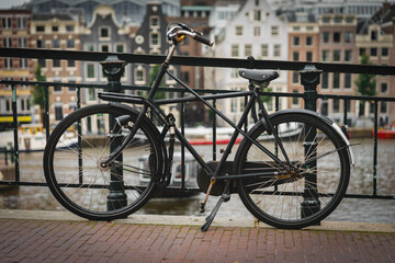 Fototapeta na wymiar Bicycles on the streets of Amsterdam