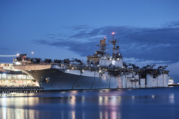 USS Bonhomme Richard (LHD-6) at Princes Pier, Melbourne