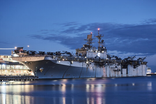 USS Bonhomme Richard (LHD-6) At Princes Pier, Melbourne