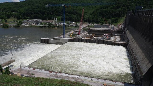 Bluestone Dam Hinton, West Virginia  The  Dam spans the New River, forming Bluestone Lake
