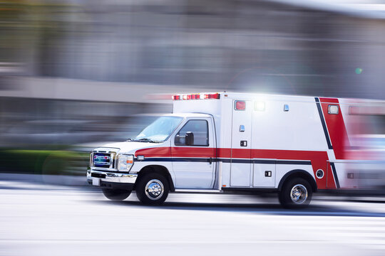 Ambulance Images – Browse 303,925 Stock Photos, Vectors, and Video
