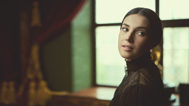 romantic victorian girl