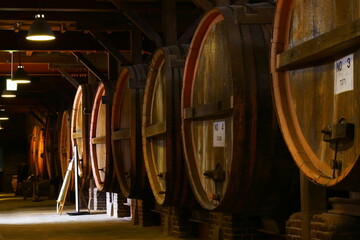 ワイン　
酒樽