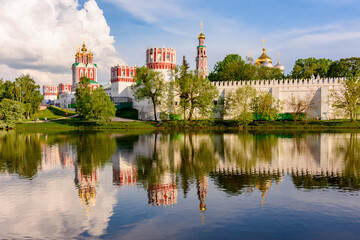 Fototapeta na wymiar Novodevichy Convent (New maiden's monastery) reflected in pond, Moscow, Russia