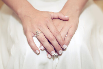 hands of the bride on the wedding day
