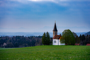 Fototapeta na wymiar Kapelle, Berg, Berge, Alpen, Kirche, Hügel, Landschaft, Alpenblick, Berglandschaft