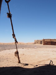 une tente berbère dans le désert marocain