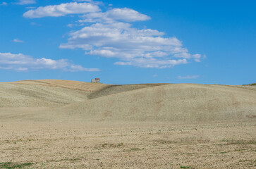 Fototapeta premium Panorama rurale della campagna nei pressi di Matera in Basilicata 