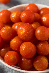 Raw Organic Red Cherry Tomatoes