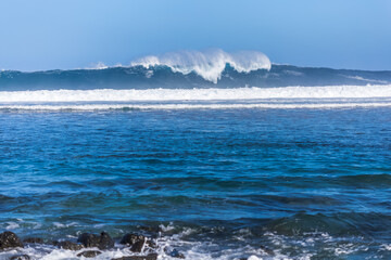 Vague de houle australe 