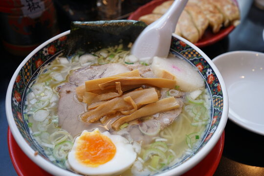 Japanese Food, Hakodate Shio Ramen Noodles in Hokkaido, Japan - 日本 北海道 函館 塩ラーメン