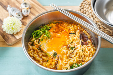 韓国インスタントラーメン
