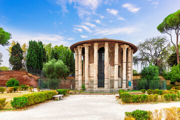 Fototapeta na wymiar The Temple of Hercules Victor in Rome, Italy