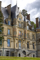 Château de la Roche Bagnoles par un temps nuagueux