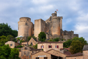 Bonaguil Castle in Lot et Garonne, France - obrazy, fototapety, plakaty
