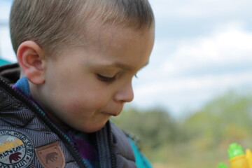 garçon de profil © canecorso