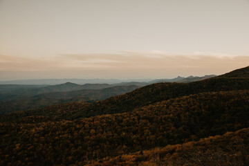 Fototapeta premium sunrise over the mountains