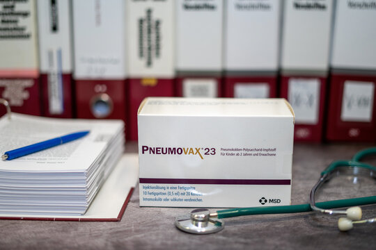 PNEUMOVAX  box, pneumococcal vaccine for treatment of infections caused by bacteria called pneumococcus