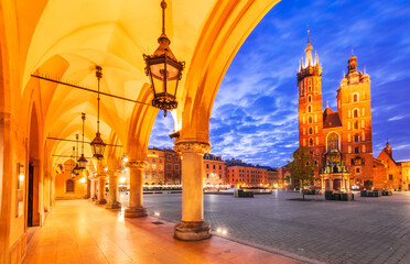 Fototapeta premium Krakow, Poland - Medieval Ryenek Square and Saint Mary Church