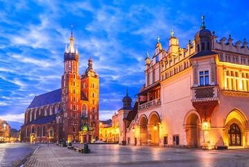 Fototapeta na wymiar Krakow, Poland - Medieval Ryenek Square, Cloth Hall and Cathedral