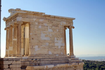 Obraz premium Ancient ruin with columns in Athens, Greece