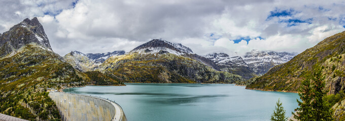 Emosson Suisse lac de montagne