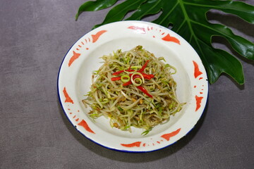 Bean sprout