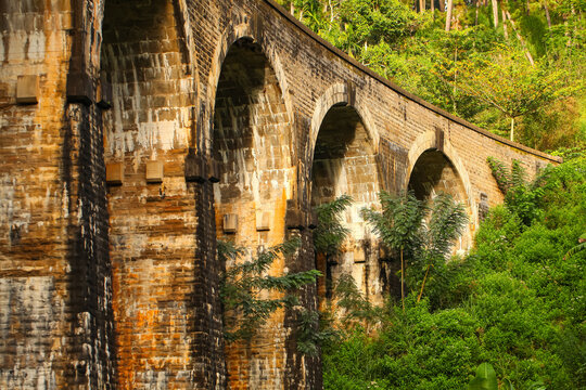 railroad bridge sri lanka ella © Elroi