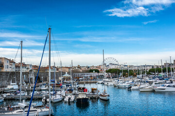 Fototapeta premium View of the port of Antibes and the old town, France 